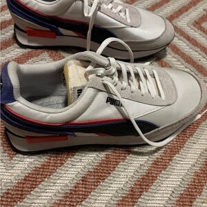 Puma Men's White, Blue, and Red Sneakers